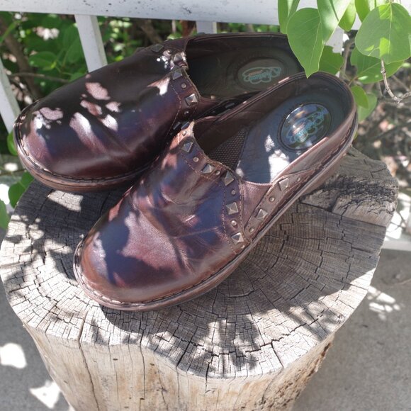 Ladies Leather Studded Clogs By Durango - Picture 4 of 11